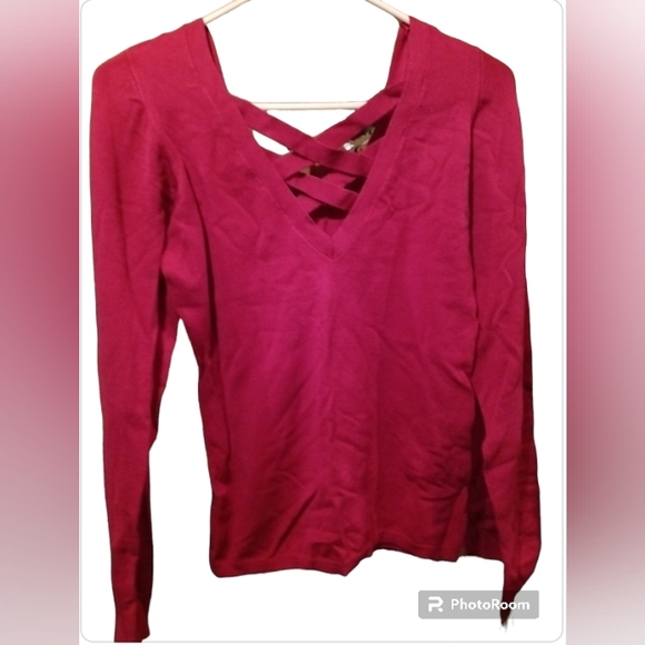 Guess Logo Sweater with Criss-Cross Open Back Wine 🍷 Red & Silver Bling - Picture 4 of 5